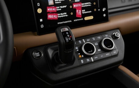 Land Rover Defender II, 2025 год, 14 550 000 рублей, 18 фотография