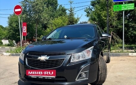 Chevrolet Cruze II, 2014 год, 900 000 рублей, 2 фотография
