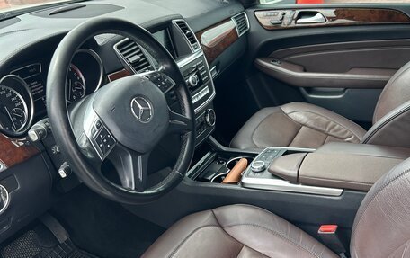 Mercedes-Benz M-Класс, 2012 год, 3 000 000 рублей, 6 фотография