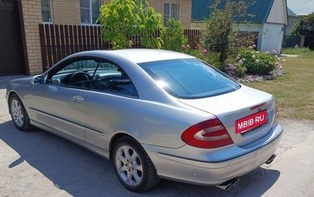 Mercedes-Benz CLK-Класс, 2004 год, 800 000 рублей, 3 фотография