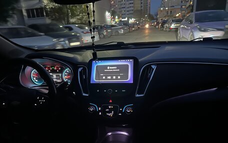 Chevrolet Malibu IX, 2017 год, 770 000 рублей, 7 фотография