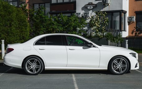Mercedes-Benz E-Класс, 2016 год, 3 050 000 рублей, 5 фотография