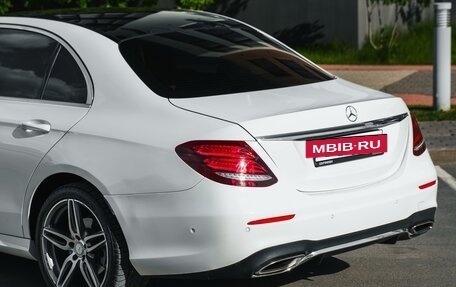 Mercedes-Benz E-Класс, 2016 год, 3 050 000 рублей, 8 фотография