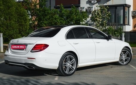 Mercedes-Benz E-Класс, 2016 год, 3 050 000 рублей, 11 фотография