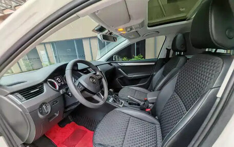 Skoda Octavia, 2021 год, 1 490 010 рублей, 6 фотография