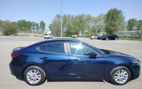 Mazda 3, 2018 год, 2 000 000 рублей, 5 фотография