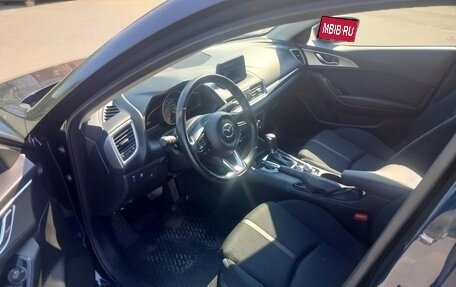 Mazda 3, 2018 год, 2 000 000 рублей, 7 фотография