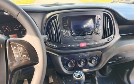 Fiat Doblo II рестайлинг, 2019 год, 1 550 000 рублей, 19 фотография