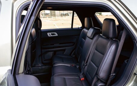 Ford Explorer VI, 2013 год, 1 355 000 рублей, 17 фотография