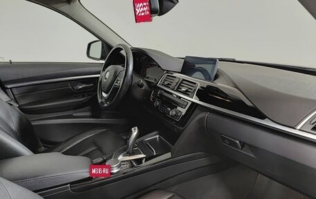 BMW 3 серия, 2018 год, 2 300 000 рублей, 13 фотография