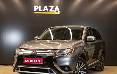 Mitsubishi Outlander III рестайлинг 3, 2019 год, 2 399 000 рублей, 1 фотография