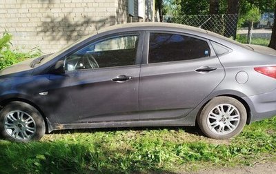 Hyundai Solaris II рестайлинг, 2012 год, 580 000 рублей, 1 фотография