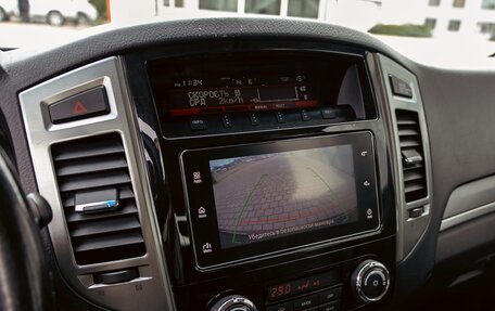 Mitsubishi Pajero IV, 2019 год, 2 355 000 рублей, 14 фотография