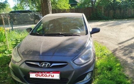Hyundai Solaris II рестайлинг, 2012 год, 580 000 рублей, 3 фотография