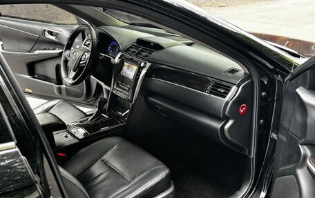 Toyota Camry, 2016 год, 1 500 000 рублей, 13 фотография