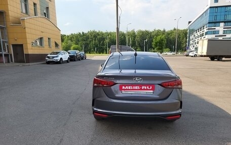 Hyundai Solaris II рестайлинг, 2021 год, 1 820 000 рублей, 4 фотография