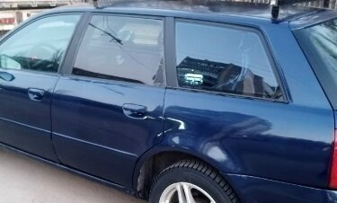 Audi A4, 1999 год, 300 000 рублей, 6 фотография