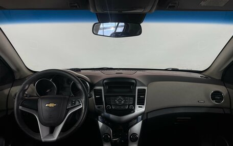 Chevrolet Cruze II, 2012 год, 627 000 рублей, 10 фотография