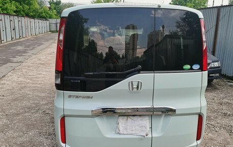Honda Stepwgn IV, 2015 год, 1 400 000 рублей, 4 фотография