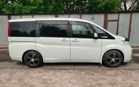 Honda Stepwgn IV, 2015 год, 1 400 000 рублей, 8 фотография