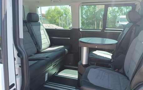 Volkswagen Multivan T6 рестайлинг, 2022 год, 7 980 000 рублей, 6 фотография