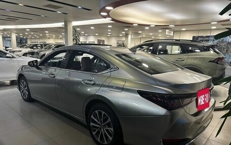 Lexus ES VII, 2025 год, 5 800 000 рублей, 4 фотография