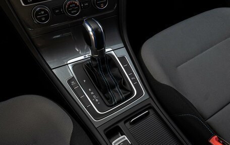 Volkswagen Golf VII, 2017 год, 1 597 000 рублей, 12 фотография