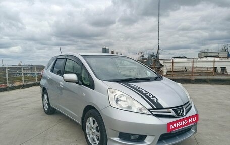 Honda Fit Shuttle I рестайлинг, 2012 год, 830 000 рублей, 4 фотография
