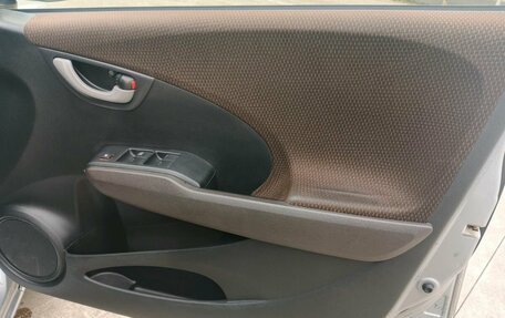 Honda Fit Shuttle I рестайлинг, 2012 год, 830 000 рублей, 15 фотография