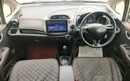 Honda Fit Shuttle I рестайлинг, 2012 год, 830 000 рублей, 23 фотография