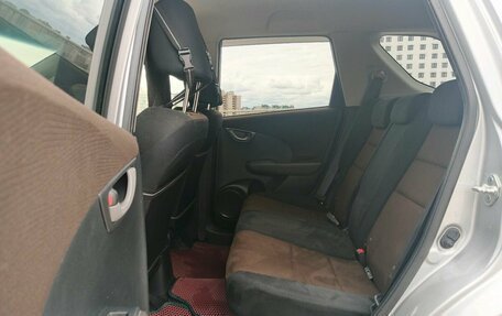 Honda Fit Shuttle I рестайлинг, 2012 год, 830 000 рублей, 26 фотография