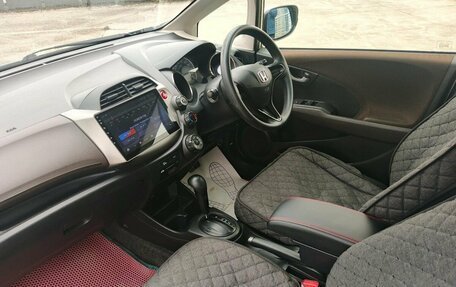 Honda Fit Shuttle I рестайлинг, 2012 год, 830 000 рублей, 24 фотография