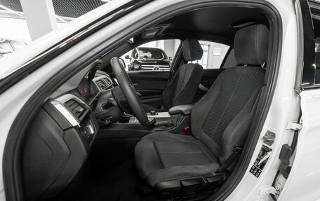 BMW 3 серия, 2017 год, 2 480 000 рублей, 9 фотография
