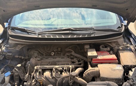 Hyundai Elantra V, 2011 год, 720 000 рублей, 2 фотография