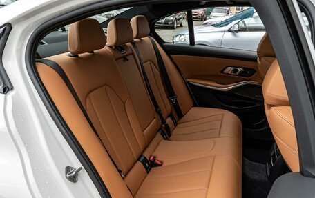 BMW 3 серия, 2025 год, 6 090 000 рублей, 10 фотография