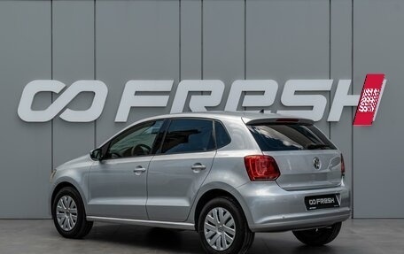 Volkswagen Polo VI (EU Market), 2011 год, 685 000 рублей, 2 фотография
