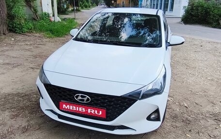 Hyundai Solaris II рестайлинг, 2020 год, 1 220 000 рублей, 1 фотография