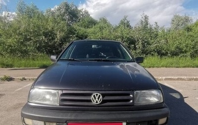 Volkswagen Vento, 1992 год, 85 000 рублей, 1 фотография