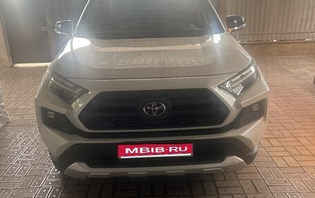 Toyota RAV4, 2025 год, 3 500 000 рублей, 1 фотография