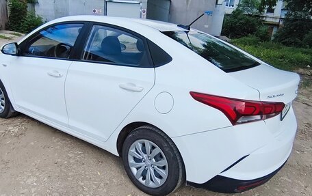 Hyundai Solaris II рестайлинг, 2020 год, 1 220 000 рублей, 3 фотография