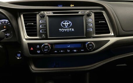 Toyota Highlander III, 2017 год, 3 849 000 рублей, 4 фотография