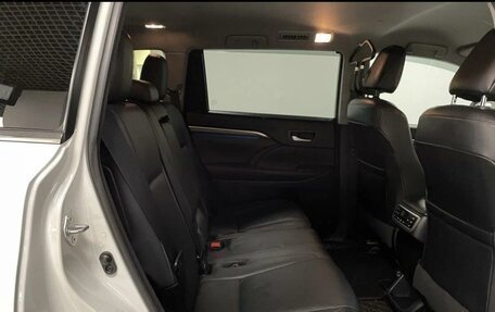 Toyota Highlander III, 2017 год, 3 849 000 рублей, 6 фотография