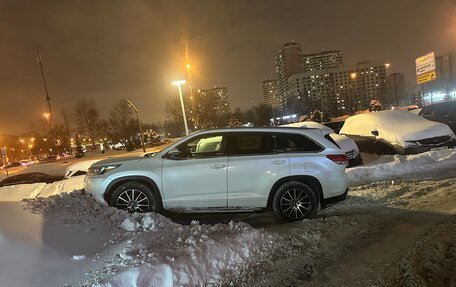 Toyota Highlander III, 2017 год, 3 849 000 рублей, 14 фотография