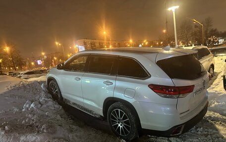 Toyota Highlander III, 2017 год, 3 849 000 рублей, 15 фотография