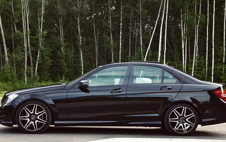 Mercedes-Benz C-Класс, 2012 год, 1 750 000 рублей, 4 фотография