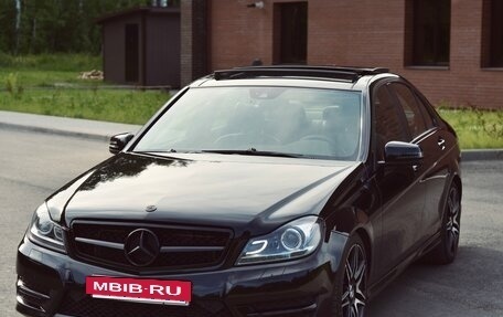 Mercedes-Benz C-Класс, 2012 год, 1 750 000 рублей, 3 фотография