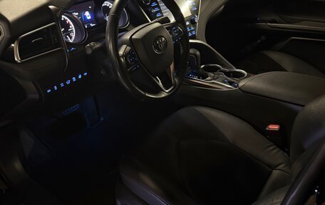 Toyota Camry, 2019 год, 3 500 000 рублей, 6 фотография