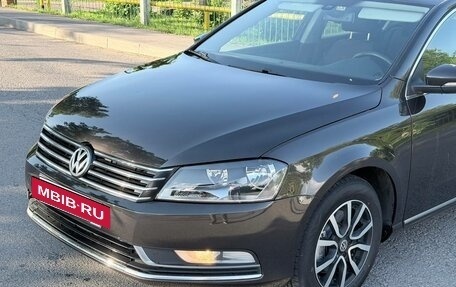 Volkswagen Passat B7, 2011 год, 1 240 000 рублей, 3 фотография