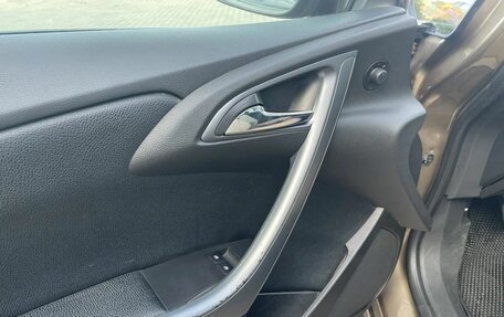 Opel Astra J, 2014 год, 831 000 рублей, 10 фотография