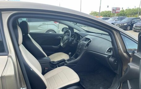 Opel Astra J, 2014 год, 831 000 рублей, 11 фотография